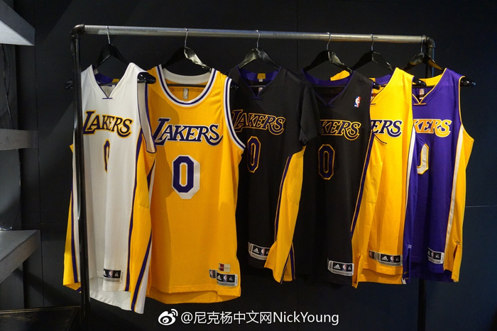 曾有相似形 曾有相似形