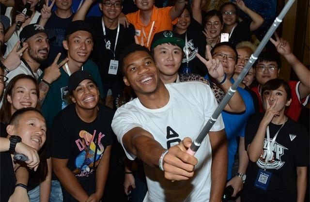 当许多人仍 当许多人仍